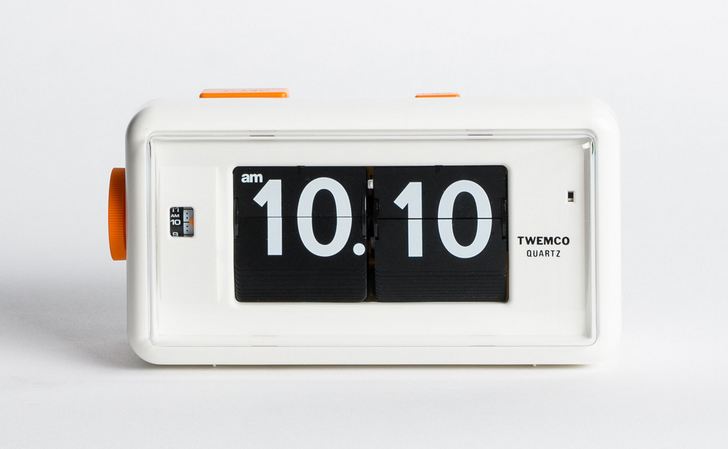 retro flip clock