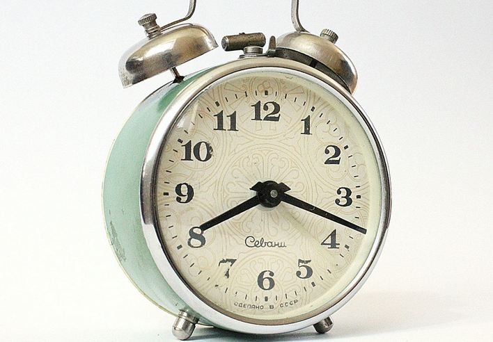 retro alarm clock